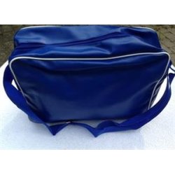 Chelsea skuldertaske bl mange detaljer/ god kvalitet